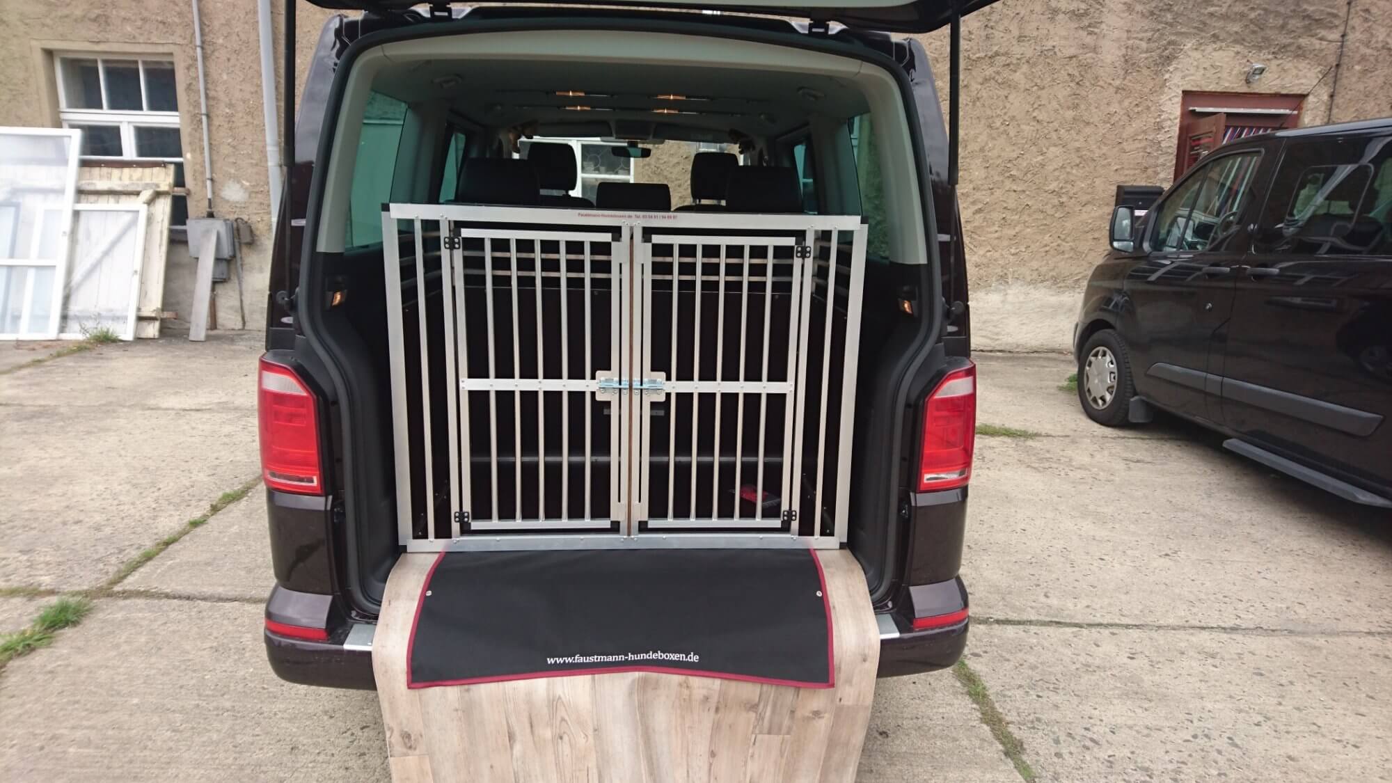 Hundeboxen für Volkswagen Faustmann Hundeboxen